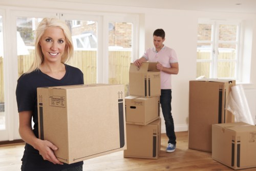 Packing and unpacking services for a Balham home move